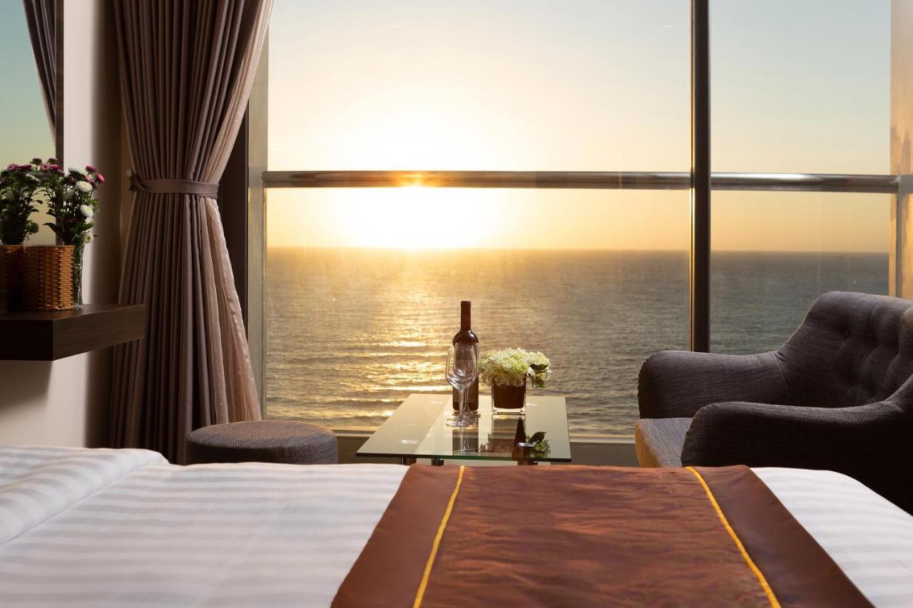 Nolis Hotel Вунг Тау Екстериор снимка