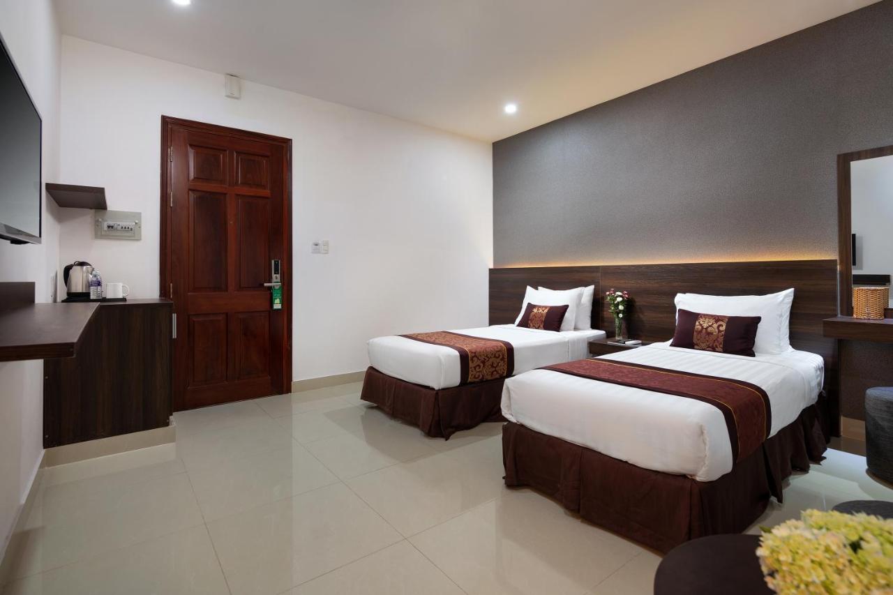 Nolis Hotel Вунг Тау Екстериор снимка